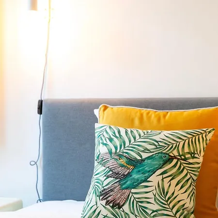 Cozy And Bright 1bdr Flat In Typical Neighborhood! Apartment Lisbon