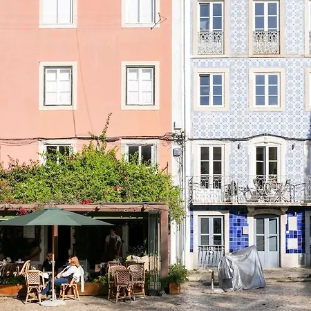 Great 1 Bdr Flat With Air Condicioner! *